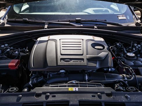 New 2026 Land Rover Range Rover Velar Dynamic SE image 39