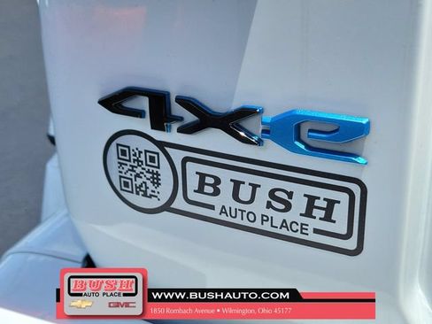 Used 2022 Jeep Wrangler Unlimited Sahara AWD/4WD image 7