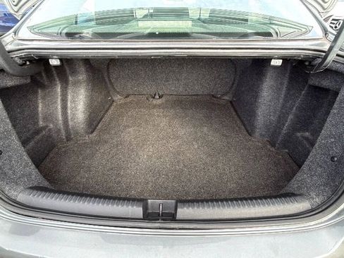 Used 2011 Volkswagen Jetta S FWD image 13