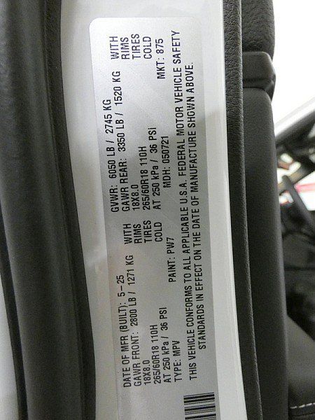 Used 2025 Jeep Grand Cherokee Altitude RWD image 29