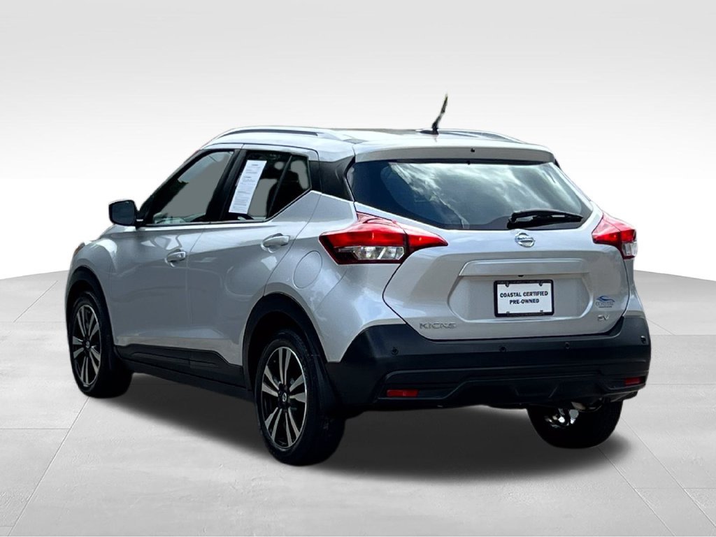 Used 2020 Nissan Kicks SV FWD image 11