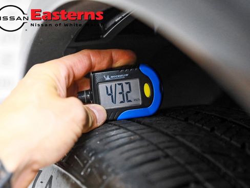 Used 2021 Nissan Rogue SL image 43