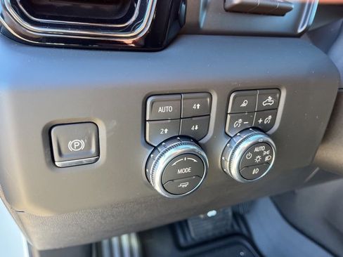 New 2026 GMC Sierra 1500 AT4 w/ AT4 Premium Package image 27