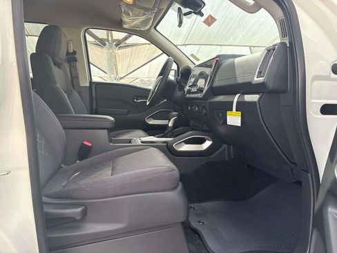 New 2026 Nissan Frontier SV w/ SV Convenience Package RWD image 19