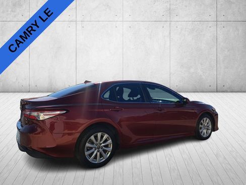 Used 2020 Toyota Camry LE image 6