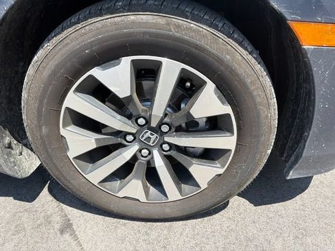 Used 2026 Honda Odyssey EX-L image 10