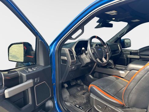 Used 2018 Ford F150 Raptor w/ Equipment Group 802A Luxury image 11