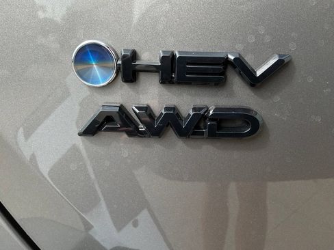 Used 2026 Toyota RAV4 LE AWD/4WD image 9