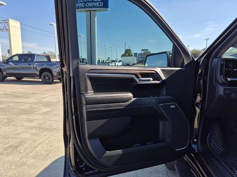 Used 2024 Chevrolet Silverado 1500 LT Trail Boss w/ LT Trail Boss Premium Package image 13