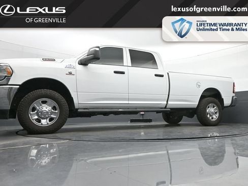 Used 2023 RAM 2500 Tradesman w/ Chrome Appearance Group AWD/4WD image 16