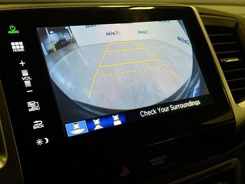 Used 2016 Honda Pilot EX image 15