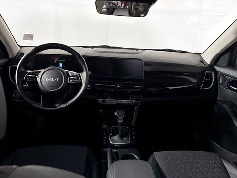 Certified 2025 Kia Seltos S AWD/4WD image 13
