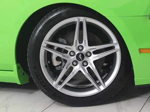 Used 2013 Ford Mustang GT w/ Security Pkg image 11