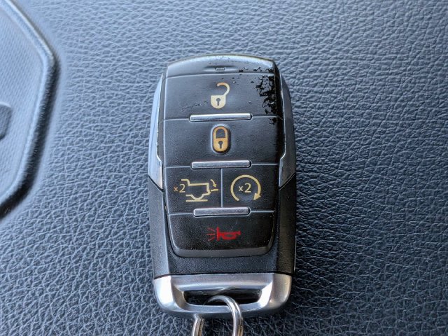 Used 2023 RAM 1500 Laramie AWD/4WD image 33