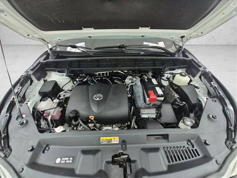 Used 2022 Toyota Highlander Limited FWD image 27