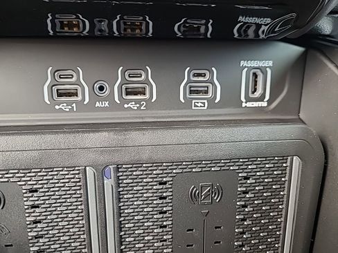 New 2026 RAM 1500 Laramie w/ Night Edition image 40