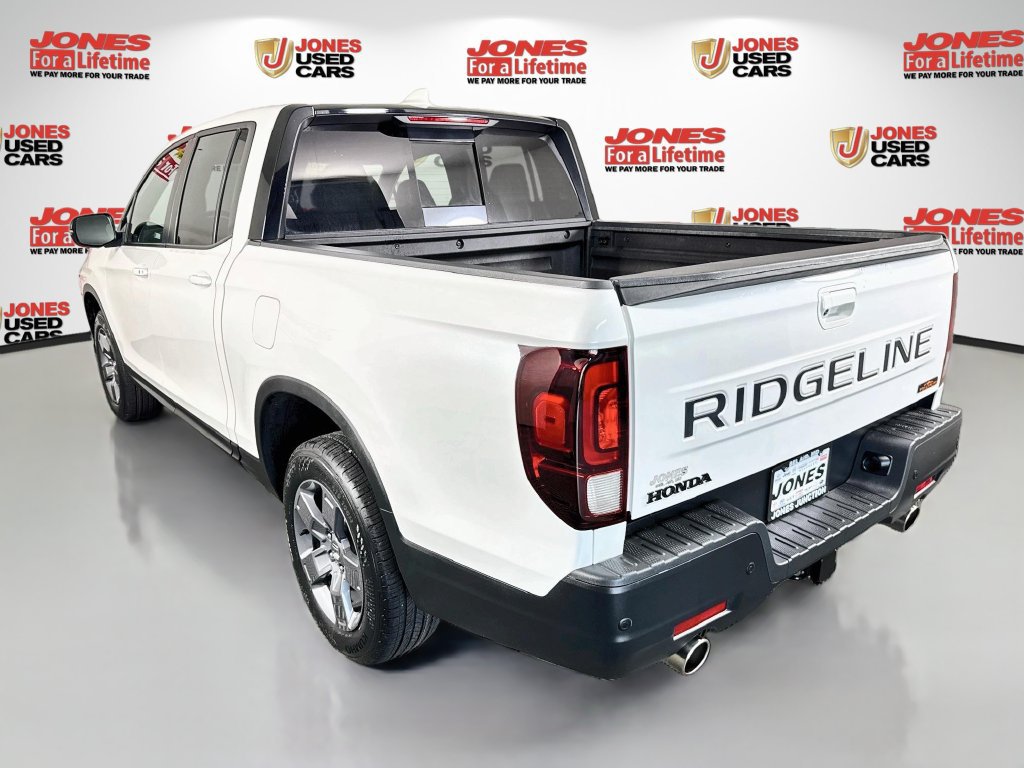 Used 2024 Honda Ridgeline TrailSport image 2