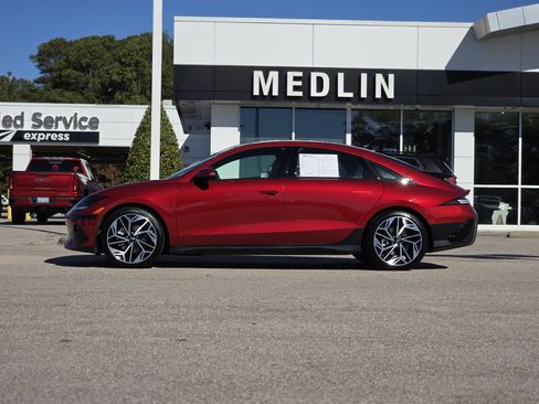 Used 2025 Hyundai Ioniq 6 Limited image 4