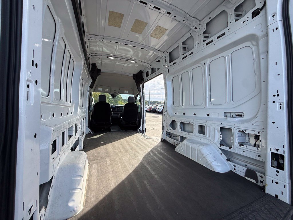 Used 2022 Ford Transit 250 148 High Roof AWD image 30