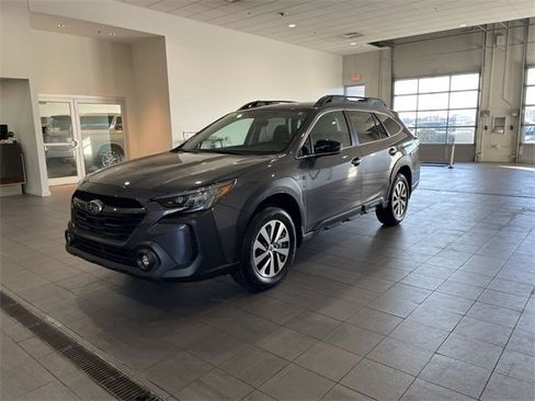 Certified 2025 Subaru Outback Premium w/ Popular Package #1A image 2