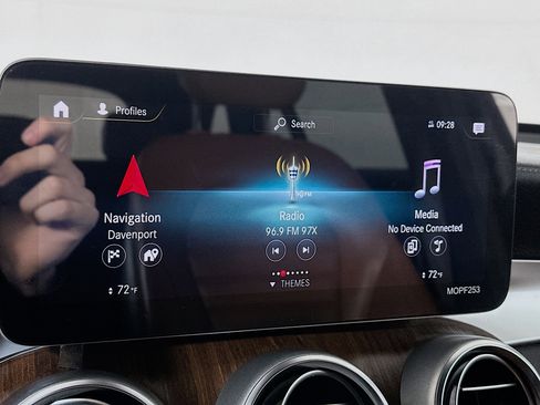 Certified 2022 Mercedes-Benz GLC 43 AMG 4MATIC image 15