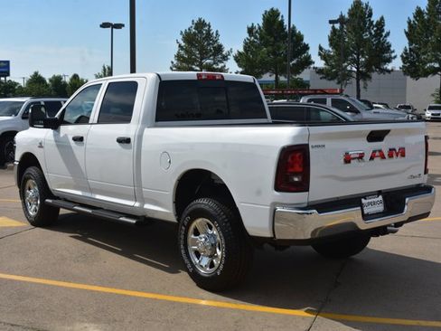 New 2026 RAM 2500 Tradesman AWD/4WD image 8