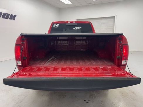Used 2015 RAM 1500 Express image 19