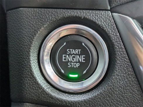 Used 2024 Buick Encore GX Avenir image 31