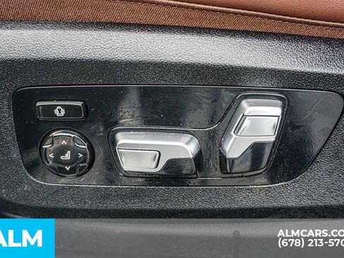 Used 2025 BMW X7 xDrive40i image 58