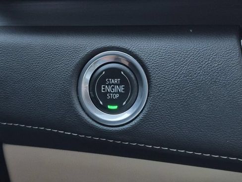 Used 2021 Cadillac Escalade Premium Luxury w/ Performance Package RWD image 39