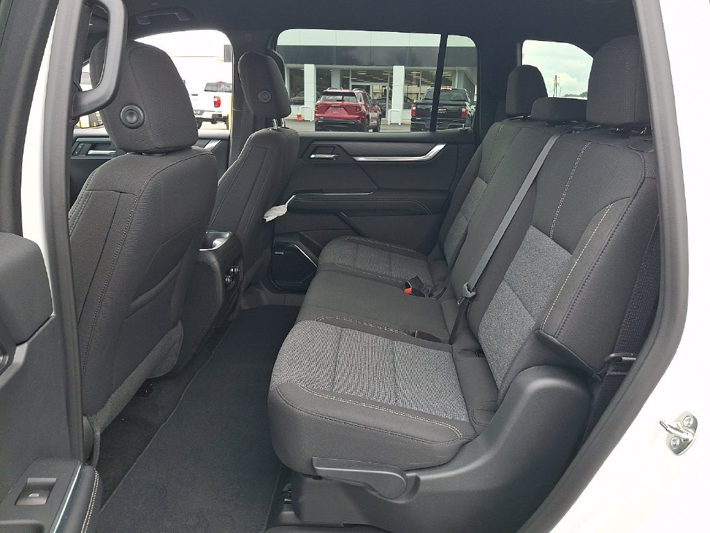 Used 2026 GMC Acadia Elevation FWD image 11
