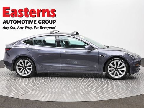Used 2018 Tesla Model 3 Long Range AWD/4WD image 4