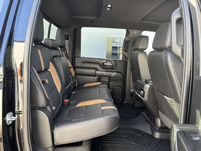 Used 2021 Chevrolet Silverado 2500 LTZ w/ Carhartt Edition AWD/4WD image 28