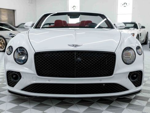Used 2022 Bentley Continental GT Speed image 4