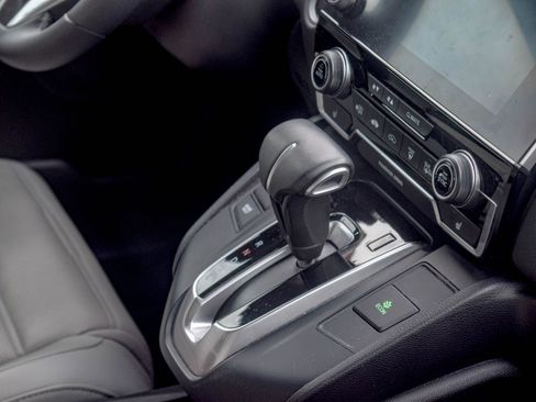 Used 2018 Honda CR-V Touring image 20