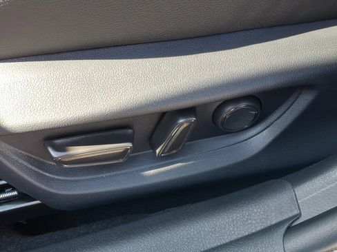 New 2026 Toyota Camry SE FWD image 10