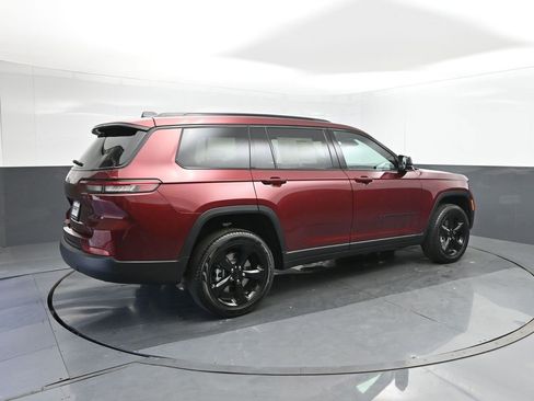New 2025 Jeep Grand Cherokee L Limited w/ Luxury Tech Group II image 15