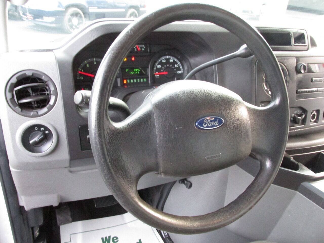 Used 2012 Ford E-350 and Econoline 350 Super Duty w/ PWR Locks & Windows Group RWD image 29