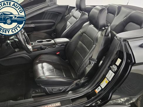 Used 2020 Ford Mustang GT Premium RWD image 27