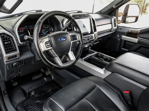 Used 2022 Ford F250 Lariat w/ Lariat Ultimate Package image 2