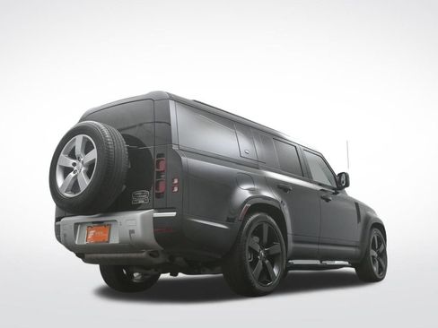Used 2024 Land Rover Defender 130 S image 54