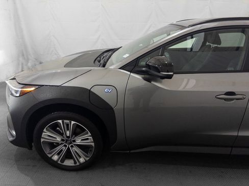 Used 2024 Subaru Solterra Limited image 3