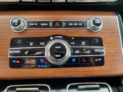 Used 2020 Lincoln Aviator Reserve w/ Equipment Group 202A AWD/4WD image 18