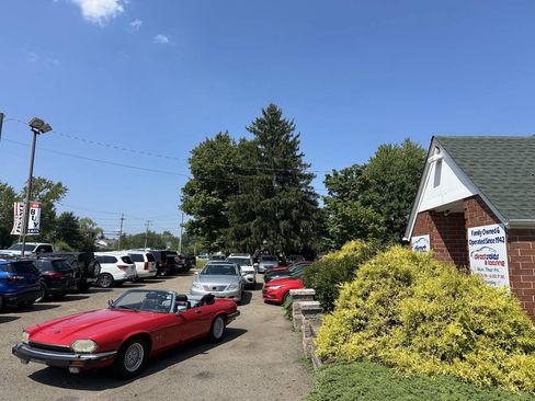 Used 1992 Jaguar XJS V12 Convertible RWD image 1