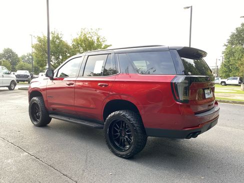 Used 2025 Chevrolet Tahoe High Country AWD/4WD image 7