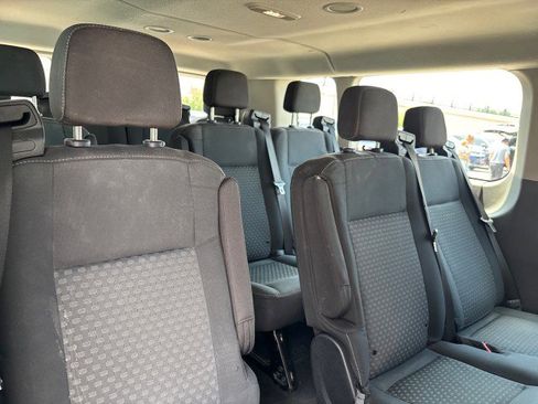 Used 2021 Ford Transit 350 XLT image 31
