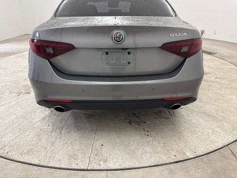 Used 2019 Alfa Romeo Giulia Ti w/ Quick Order Package 22Z Lusso RWD image 23