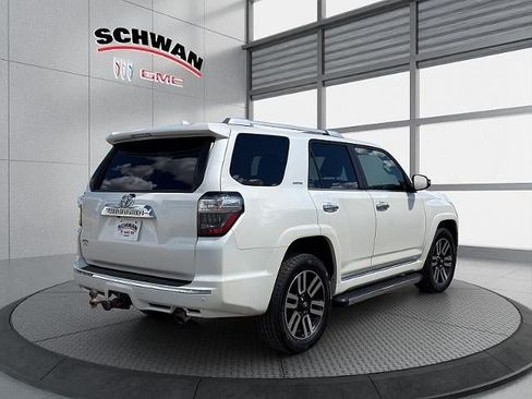 Used 2019 Toyota 4Runner Limited w/ Convenience Package AWD/4WD image 4