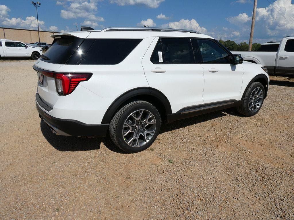 New 2027 Ford Explorer Platinum w/ 3.0L Ultimate Package AWD/4WD image 5