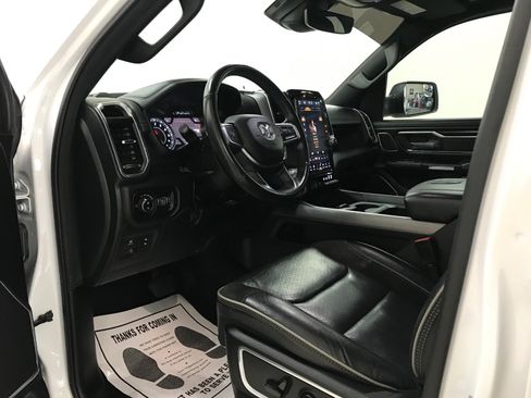 Used 2023 RAM 1500 Laramie RWD image 9